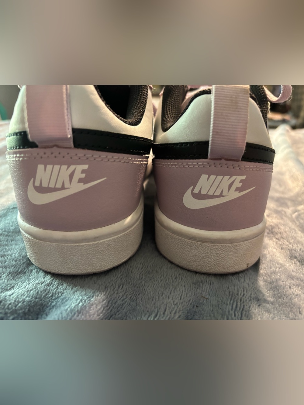Nike Court - Picture 6 of 7